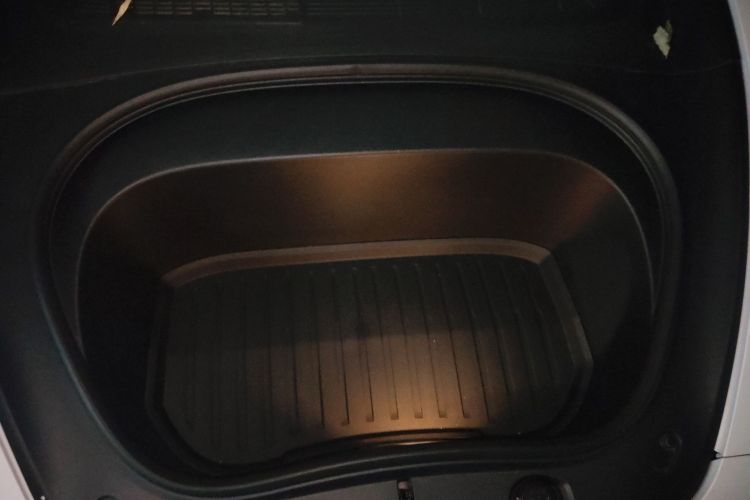 特斯拉 Model 3 2023款 后轮驱动版局部细节24