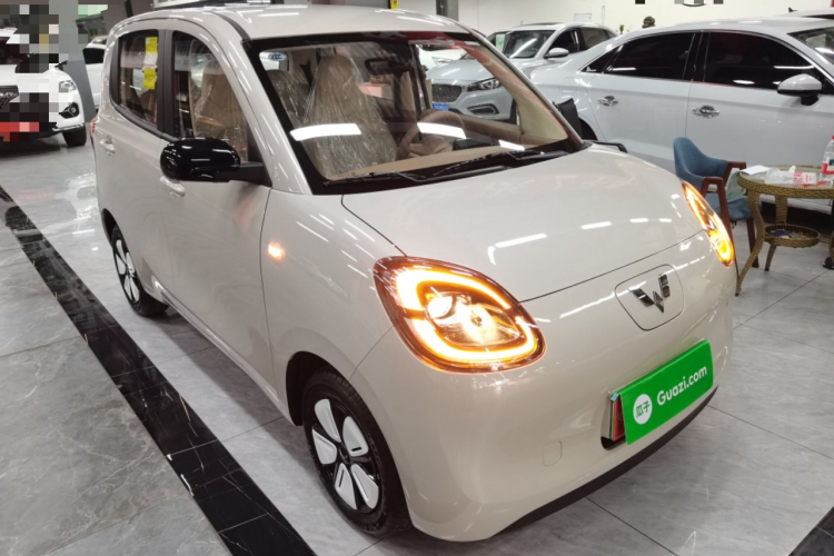 五菱汽车 宏光MINIEV 2025款 四门版 进阶款车身外观3