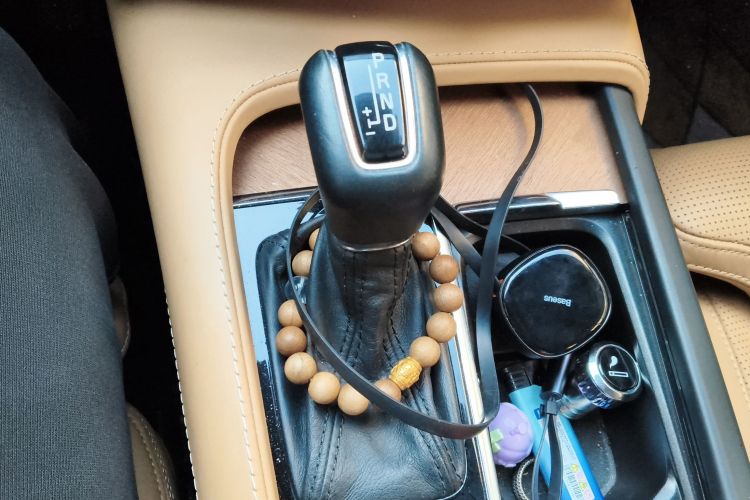 沃尔沃XC90 2018款 T6 智雅版 7座中控内饰18