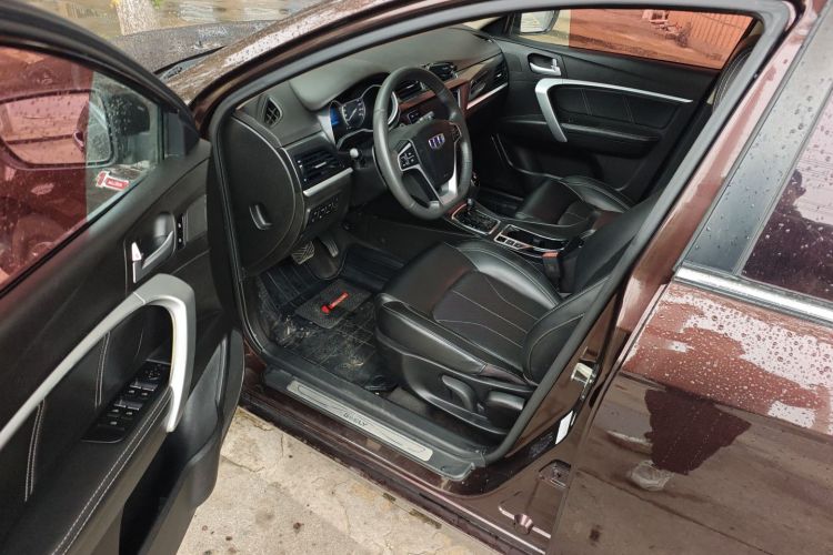 吉利汽车 帝豪 2017款 三厢百万款 1.5L CVT向上版中控内饰20