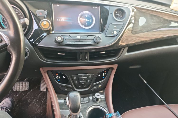 别克 昂科威 2016款 20T 两驱精英型中控内饰16