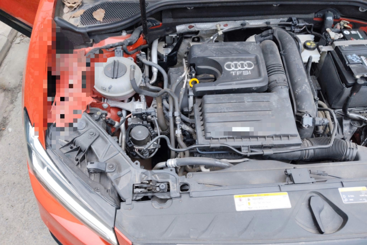 奥迪Q2L 2020款 35 TFSI 进取动感型局部细节9006