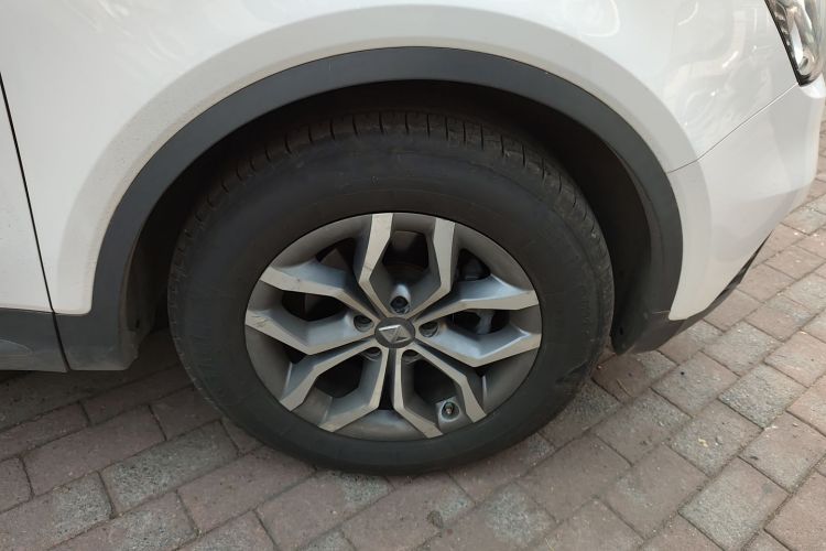 宝沃BX5 2020款 20TGDI 自动两驱先锋型车身外观10