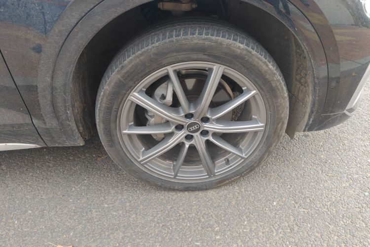 奥迪Q5L 2022款 改款 45T 豪华动感型车身外观10