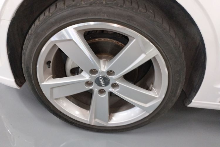 奥迪A3 2019款 Limousine 35 TFSI 风尚型 国VI车身外观35