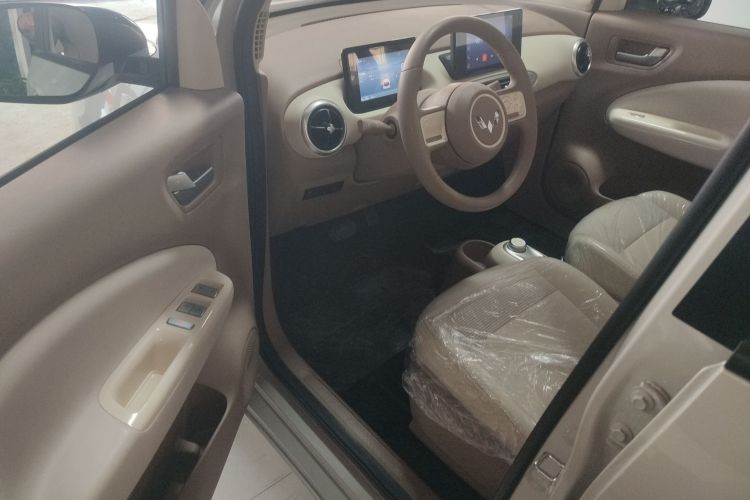 五菱汽车 宏光MINIEV 2025款 四门版 臻享+款中控内饰20