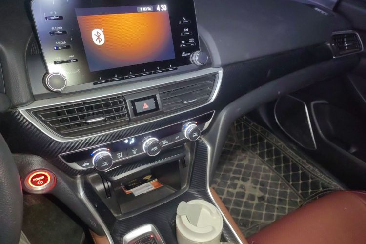 本田 英仕派 2019款 锐·混动 2.0L 净雅版 国VI中控内饰16