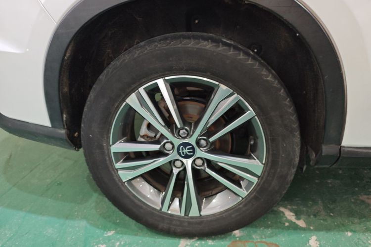 比亚迪 宋Pro 2019款 1.5T 自动精英型车身外观6008