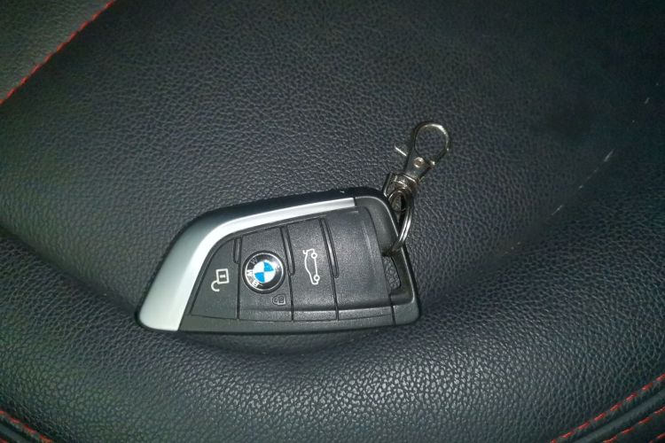 宝马2系旅行车 2016款 218i 领先型中控内饰7001