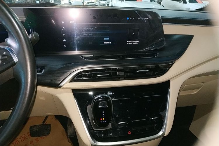 别克GL8 2022款 ES陆尊 653T 豪华型中控内饰16