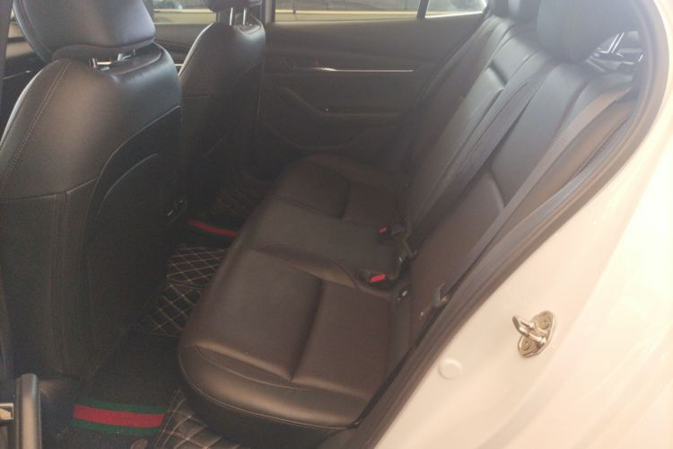 马自达3 昂克赛拉 2021款 2.0L 自动质耀版中控内饰21