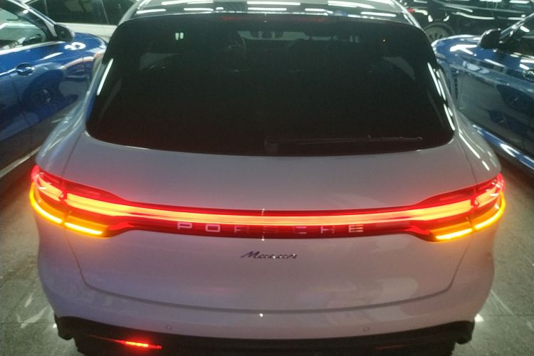 保时捷 2025款 Macan 2.0T 逐梦版车身外观6