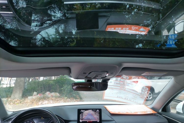 奥迪A4L 2017款 40 TFSI 时尚型局部细节22