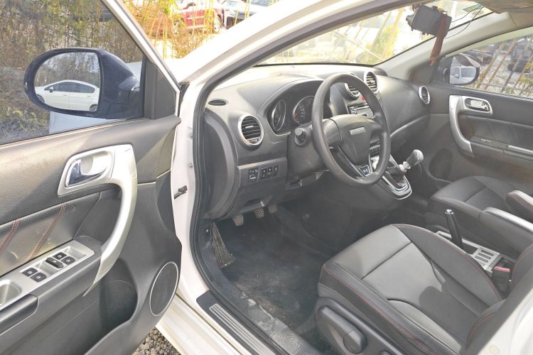 哈弗H6 2016款 升级版 1.5T 手动两驱都市型中控内饰20