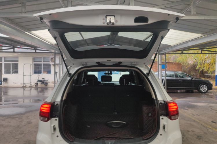 三菱 欧蓝德 2021款 改款 2.0L 两驱畅行版 5座局部细节23