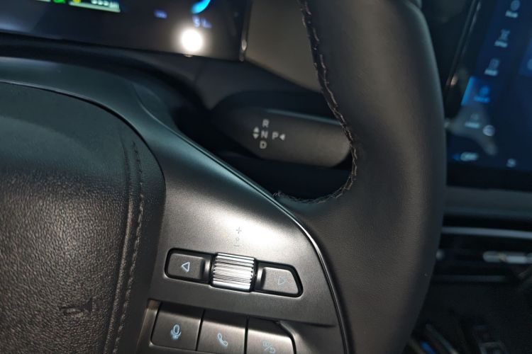 比亚迪 秦PLUS 2025款 DM-i 智驾版 128KM进取型局部细节18