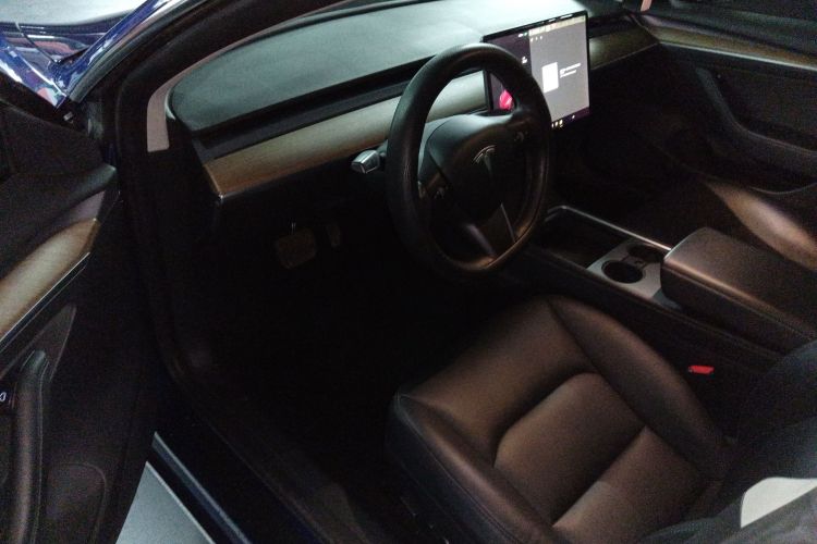 特斯拉 Model 3 2021款 改款 标准续航后驱升级版 3D1中控内饰20