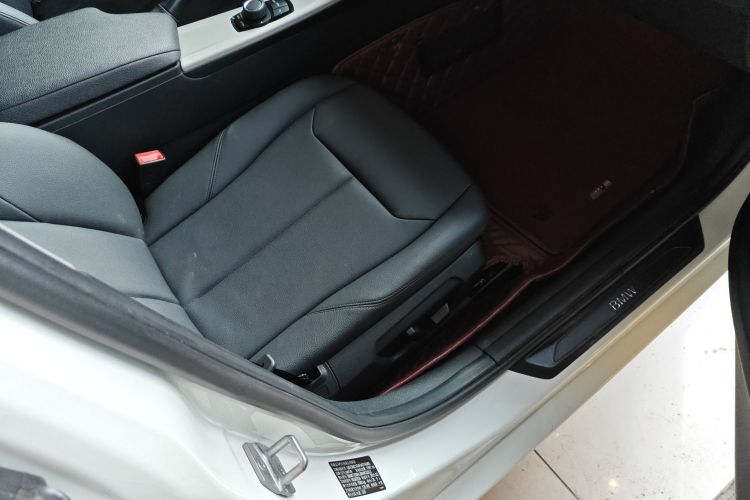 宝马3系 2015款 320Li 超悦版时尚型局部细节41