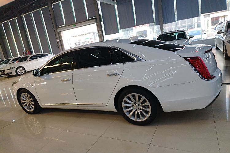 凯迪拉克XTS 2018款 28T 精英型车身外观4