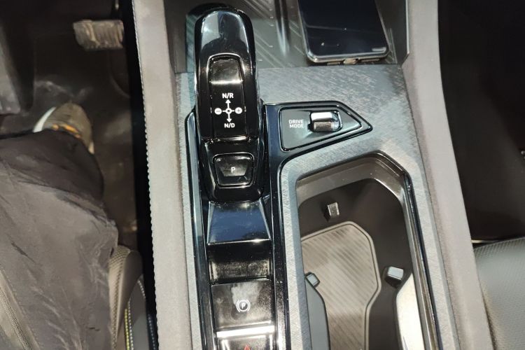 领克03 2023款 1.5TD DCT劲Pro中控内饰18