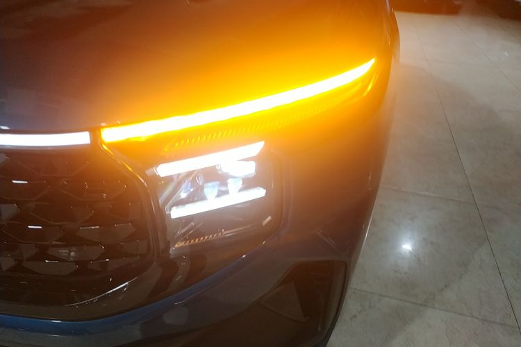 福特 2023款 锐界L 2.0T EcoBoost E混动四驱七座 STLine局部细节36