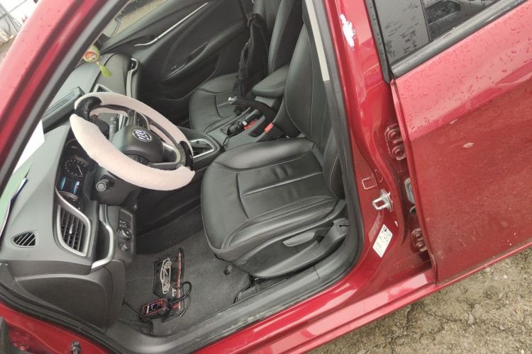 别克 英朗 2019款 18T 自动互联精英型 国VI中控内饰19