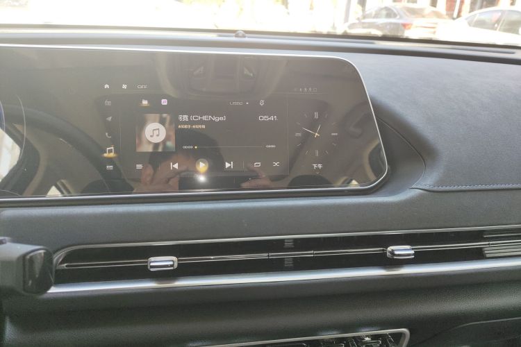 欧拉好猫 2022款 400km标准续航 尊贵型 磷酸铁锂中控内饰16