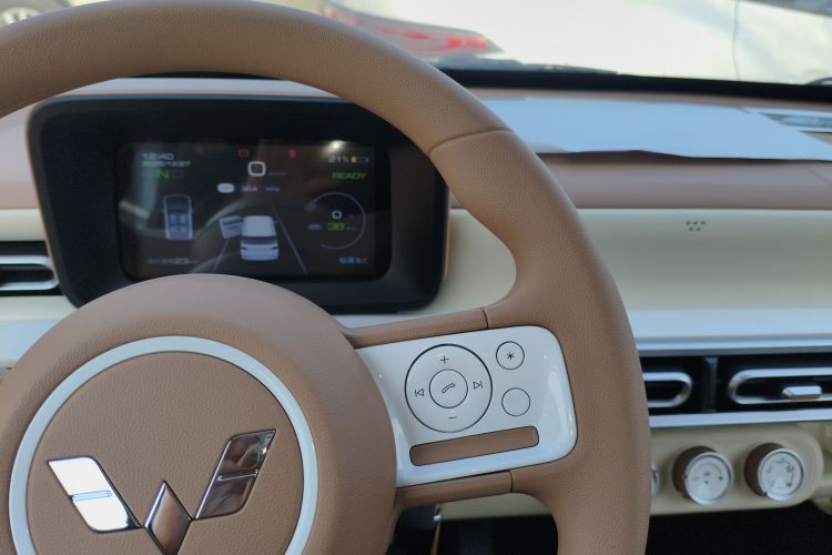 五菱汽车 宏光MINIEV 2024款 第三代 215km 青春版中控内饰16