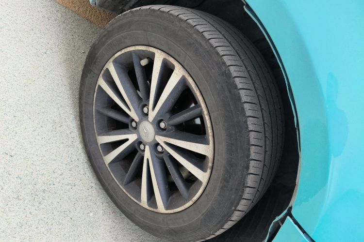 海马M6 2017款 1.5T CVT豪华型车身外观10