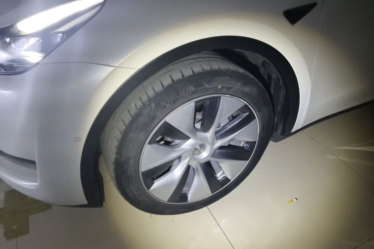 特斯拉 Model Y 2022款 长续航全轮驱动版车身外观6007