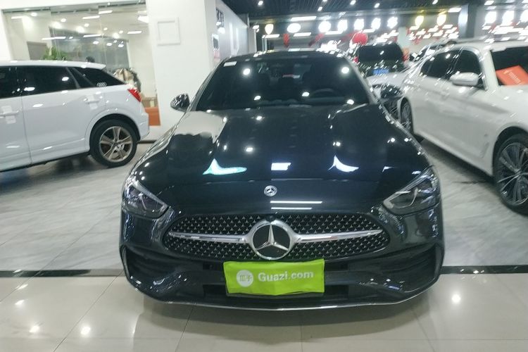 奔驰C级 2023款 C 200 L 运动版车身外观2