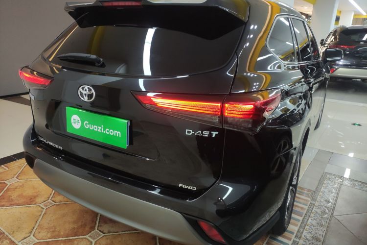 丰田 汉兰达 2022款 380T 四驱尊贵版 7座车身外观7