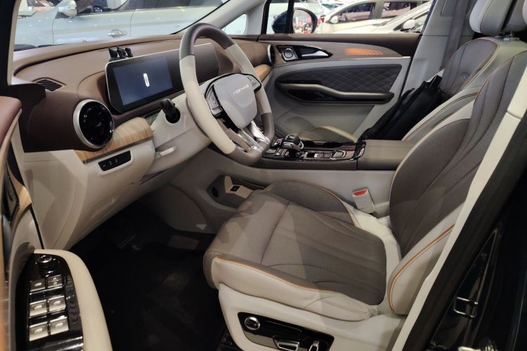 东风风行 风行游艇 2022款 1.5T DCT逐浪版中控内饰19