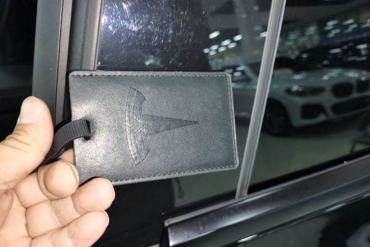 特斯拉 Model Y 2022款 后轮驱动版中控内饰11