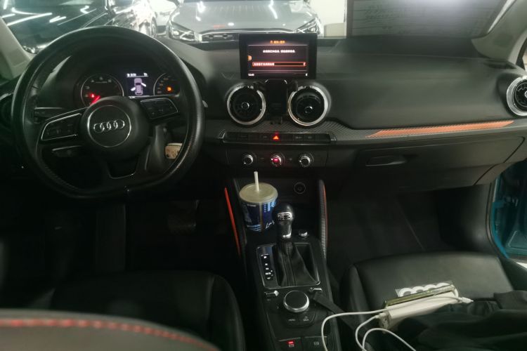 奥迪Q2L 2022款 35 TFSI 进取动感型中控内饰7002