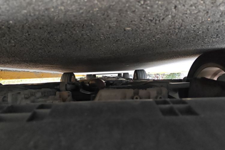 奇瑞 艾瑞泽5 2016款 1.5L CVT领潮版局部细节9008