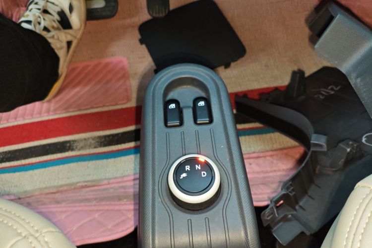 五菱汽车 宏光MINIEV 2021款 马卡龙臻享款 磷酸铁锂中控内饰18