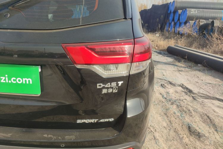 丰田 汉兰达 2021款 2.0T 四驱尊贵版 7座车身外观9