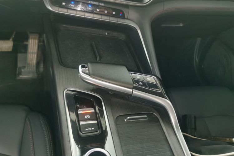 长安UNI-T 2020款 1.5T 尊贵型局部细节18