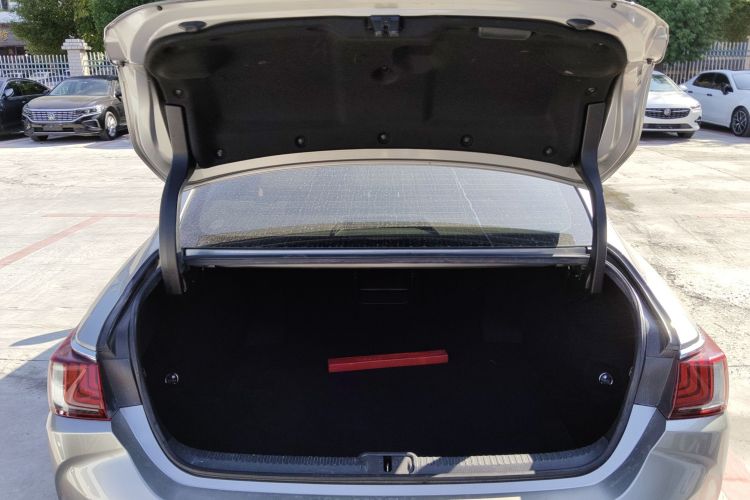 雷克萨斯ES 2018款 200 豪华版 国V机舱底盘23