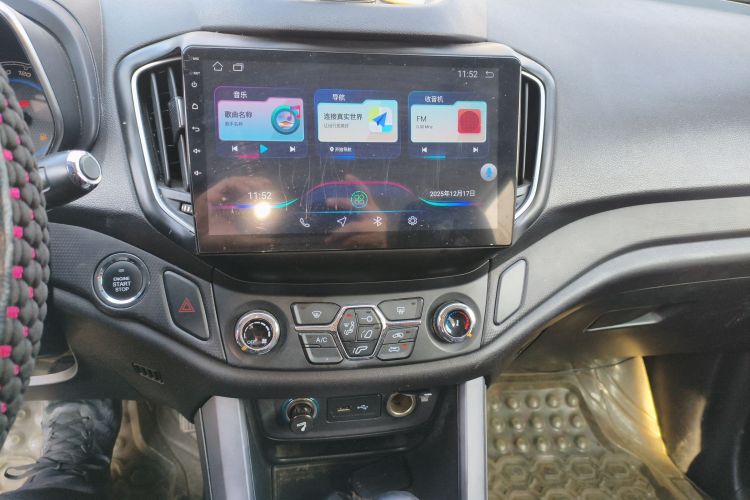 奇瑞 瑞虎5 2016款 2.0L CVT家悦版中控内饰16