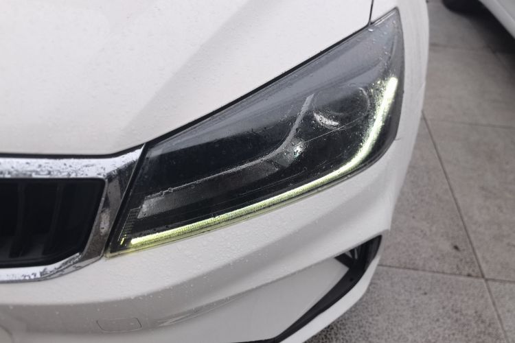 吉利汽车 帝豪 2021款 UP 1.5L CVT豪华型局部细节36