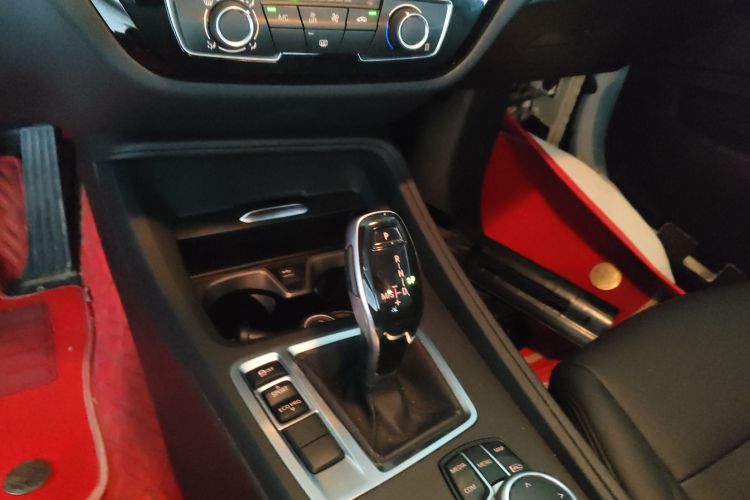 宝马1系 2022款 120i M运动版局部细节18