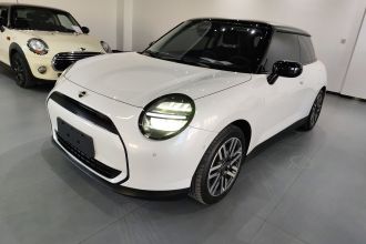 电动MINI COOPER 2024款 456km COOPER E 经典派