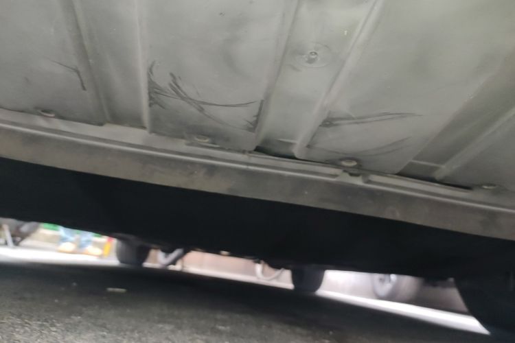 福特 福克斯 2015款 三厢 EcoBoost 180 自动旗舰型局部细节9008