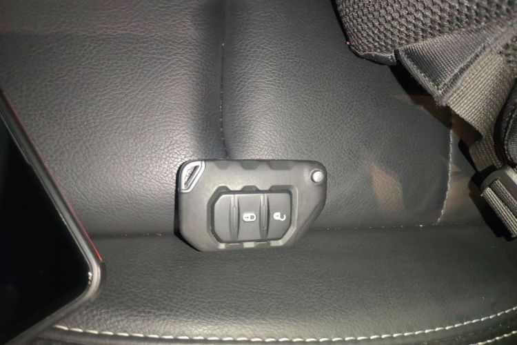 Jeep 角斗士 2022款 3.6L 先行版中控内饰7001