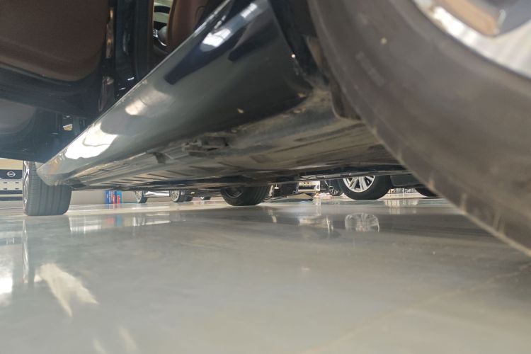 奔驰E级 2020款 E 260 L局部细节9002