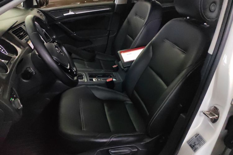 大众 高尔夫 2016款 230TSI 自动舒适型中控内饰19