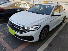 大众 速腾 2025款 300TSI DSG超越版
