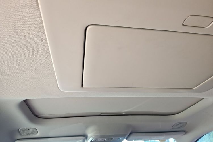 零跑汽车 零跑C16 2024款 增程 200激光雷达版中控内饰22